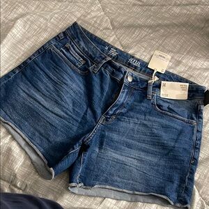 a.n.a  a new approach 

Blue Denim Women's Shorts